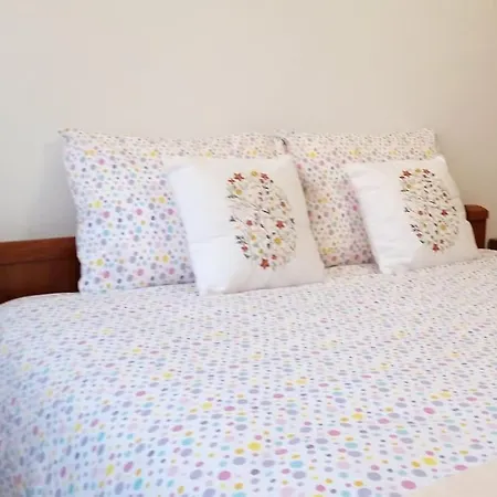 Beautiful With View To The Port Apartment *